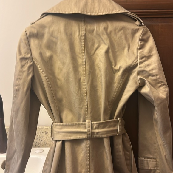 Khaki trench coat - Picture 5 of 6